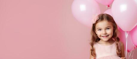 contento cumpleaños fiesta concepto con un linda niña en un princesa vestir participación un globo en un rosado antecedentes con un bandera foto