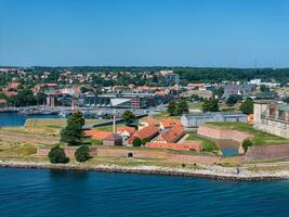 aéreo ver de helsingor antiguo pueblo ciudad en Dinamarca. foto