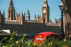 grande ben y Westminster puente en Londres foto