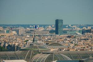 soleado París paisaje urbano desde eiffel torre foto