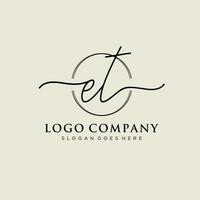 Initial ET feminine logo collections template. handwriting logo of initial signature, wedding, fashion, jewerly, boutique, floral and botanical with creative template for any company or business. vector