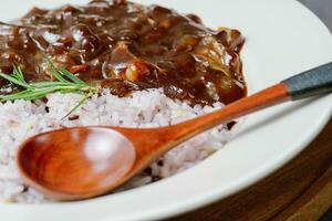 jjajang panecillo en Escocia, arroz con negro frijol salsa foto