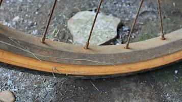 Spokes Bike, Rusty bicycle wheel photo