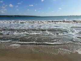 olas en el playa paisaje imagen foto