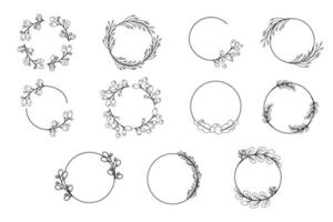 Set of outline wreaths with berries vector