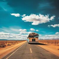 colegio autobús en el camino foto