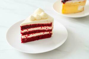 red velvet cake on plate photo