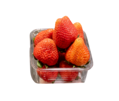 Fresco hermosa fresas en transparente el plastico envase aislado con recorte camino en png archivo formato