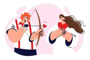 Cupido hombre con arco y flechas en manos soportes cerca Novia experimentando romántico sentimientos. chico en imagen de Cupido quiere a comienzo relación con niña y Vamos en fecha o organizar Boda vector