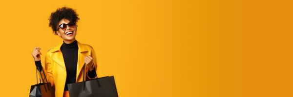 bandera con un retrato de un sonriente africano americano mujer con compras pantalones en un amarillo llanura antecedentes con espacio para texto. captura de movimiento, plantilla, compras. ai generado foto