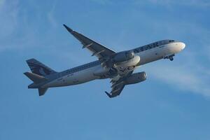 Qatar Airways Airbus A320 A7-AHR passenger plane departure and take off at Budapest Airport photo