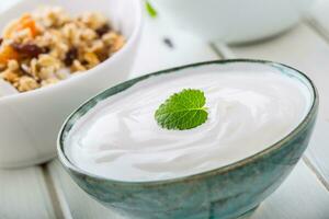 muesli yogur y bayas. sano desayuno con yogur Granola y Fresco Fruta foto