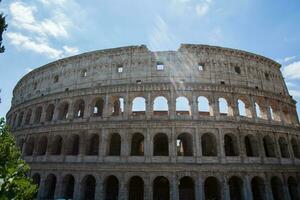 puntos de vista desde el coliseo en Roma, Italia foto