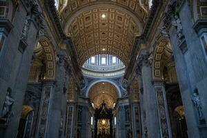 puntos de vista de S t. de pedro basílica en Vaticano ciudad foto