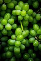 realista foto de un manojo de verde uvas. parte superior ver Fruta escenario. ai generado