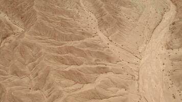 torrhet landa med erosion terräng, geomorfologi bakgrund. video