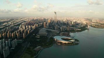 cbd bâtiments par jinji Lac dans suzhou, Chine. video