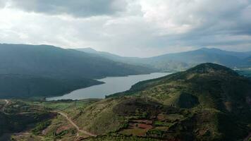 natuurlijk reservoir in Yunnan, China. video