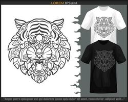 Tigre cabeza mandala letras aislado en negro y blanco t camisa. vector