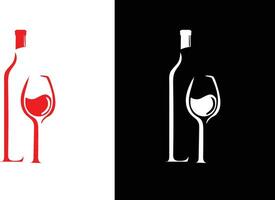 Free vector wine label logo design template with wine glass and wine bottle