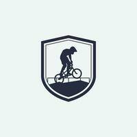 logotipo de bicicleta de montaña vector