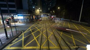 calle en noche hong kong foto