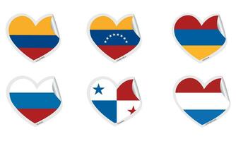 conjunto de corazón formas con diferente banderas vector