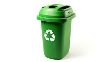 un verde reciclar compartimiento con reciclar símbolo aislado en blanco antecedentes. generativo ai foto