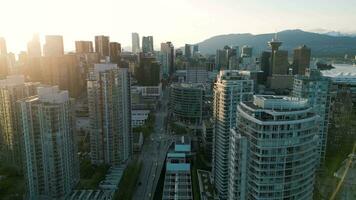 aereo Visualizza di il grattacieli nel centro di Vancouver, Canada video