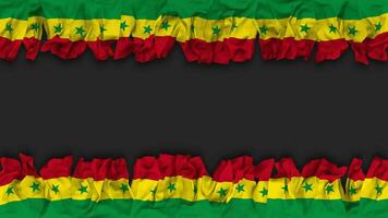 Senegal bandera colgando bandera sin costura bucle con bache y llanura textura, 3d representación, luma mate video
