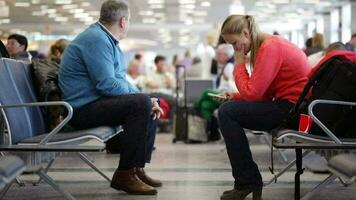 in de luchthaven lounge video