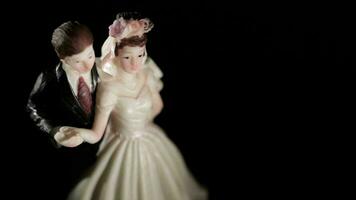 Casamento bolo estatuetas video