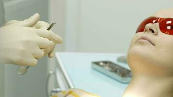 exame dentro dental cirurgia video