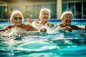 grupo de mayor mujer teniendo un explosión en un agua aeróbicos sesión a un al aire libre nadando piscina ,generativo ai foto
