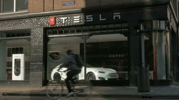 Tesla Store in the street of Amsterdam video