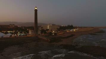 gran canaria kust med maspalomas fyr, antenn video