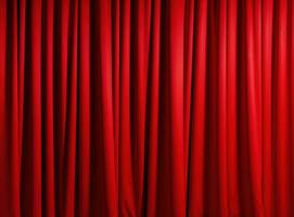 un rojo cortinas en teatro foto