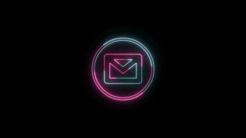 o email logotipo com néon efeito em Preto fundo video