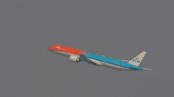 Bangkok, Thaïlande Mars 01, 2023 - métrage de Boeing 777 klm Royal néerlandais compagnies aériennes avec Orange fierté livrée départ, sortie. large corps passager avion prendre désactivé, escalade, côté vue video