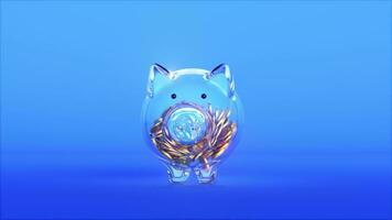 Animation von Münzen überfüllt Glas Schweinchen Bank auf Blau Hintergrund. video