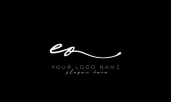 escritura letra eo logo diseño. eo logo diseño gratis vector modelo