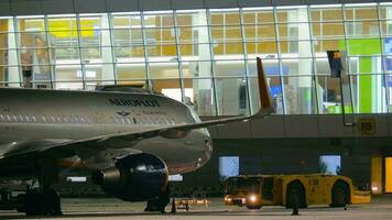 Timelapse of getting ready for Aeroflot airplane pushback, Moscow video
