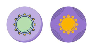 Sun Vector Icon