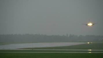 Plane landing during a storm video