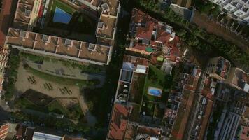 aereo Visualizza di tetti di edifici, Barcellona, Spagna video