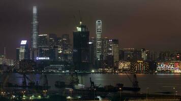 timelapse van hong Kong en water vervoer verkeer in haven video