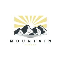 montaña naturaleza paisaje logo sencillo minimalista diseño, vector ilustración símbolo modelo