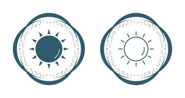 Sun Vector Icon