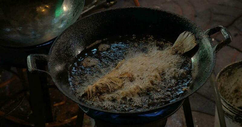 Cooking street food in Bangkok, Thailand 28897913 Stock Video at Vecteezy
