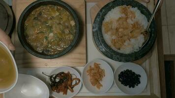haben Koreanisch Abendessen im das Restaurant video